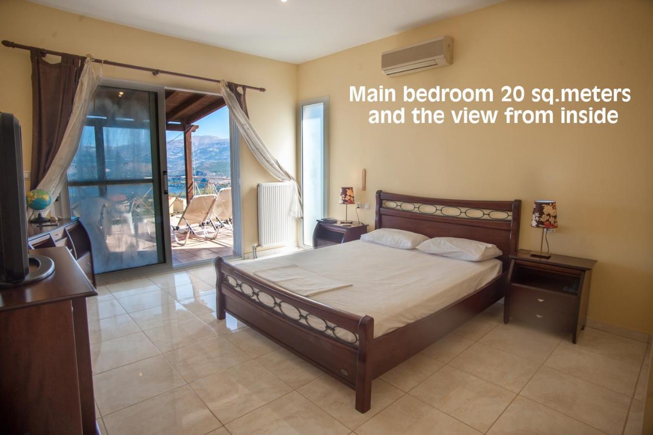 Helmata Villa With Privecy Argostoli  Exteriör bild
